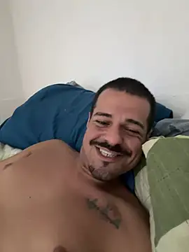 Snapshot of putodotado20cm chatting on June 23, 3:37 am putodotado20cm online show from June 23, 3:37 am