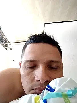 EnzoDesire online show from June 20, 4:32 pm