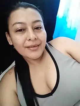 sussan sexymilf online show from July 23, 5:00 pm
