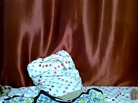 Snapshot of Black_berrry chatting on July 14, 2:05 am Black berrry online show from July 14, 2:05 am