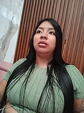 Snapshot of Amber_Herrera chatting on July 22, 12:30 pm Amber Herrera online show from July 22, 12:30 pm