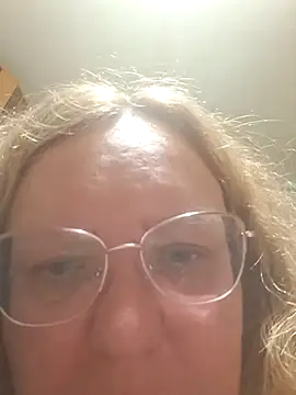Snapshot of SonyaMarmeladx chatting on June 6, 7:29 pm SonyaMarmeladx online show from June 6, 7:29 pm