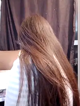 Snapshot of Shannel_72 chatting on June 6, 4:06 am Shannel 72 online show from June 6, 4:06 am