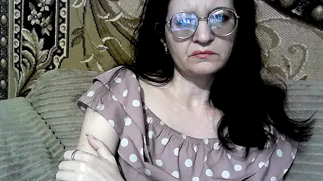 Dear Annet online show from June 12, 8:19 pm