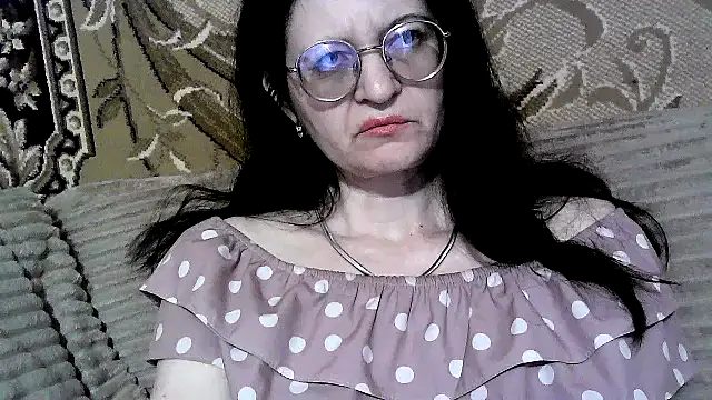 Dear Annet online show from June 13, 8:29 pm