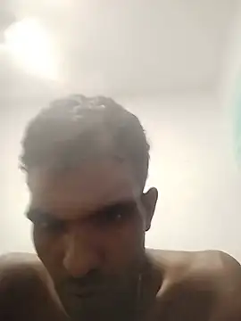 Snapshot of Ryan_chocolate_horny chatting on July 16, 12:49 am Ryan chocolate horny online show from July 16, 12:49 am