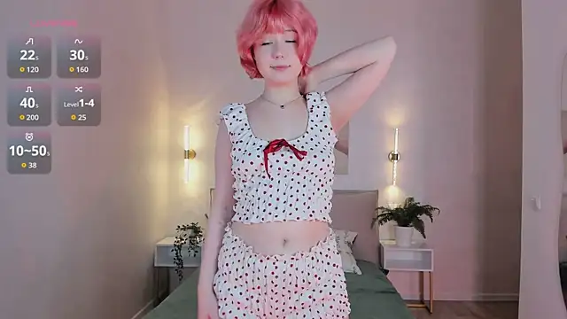 Snapshot of MiaDreamLuna__ chatting on July 2, 2:12 pm MiaDreamLuna online show from July 2, 2:12 pm