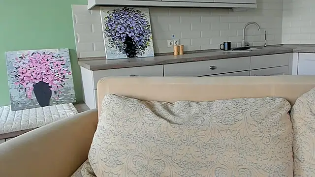 SwiiityKiss online show from July 6, 6:43 am