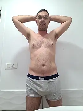 Snapshot of Maturesexyman chatting on June 19, 1:37 pm Maturesexyman online show from June 19, 1:37 pm