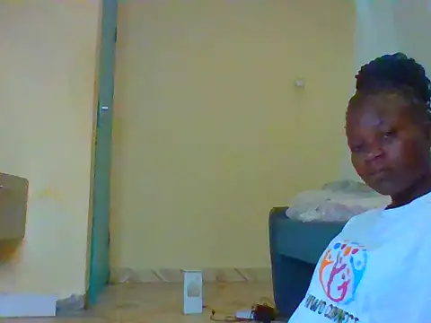 Snapshot of candycrusha chatting on June 17, 7:11 am candycrusha online show from June 17, 7:11 am