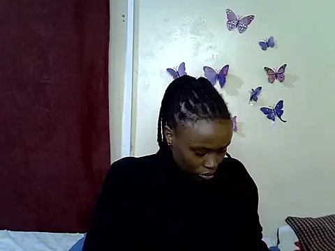 Snapshot of Rasta_tattoooed chatting on June 16, 4:15 am Rasta tattoooed online show from June 16, 4:15 am