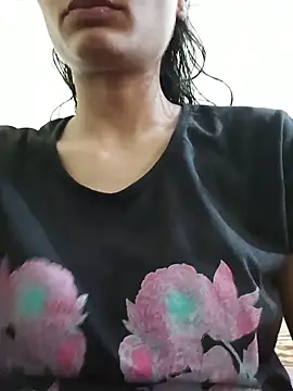 Shaina01 online show from June 14, 10:28 am