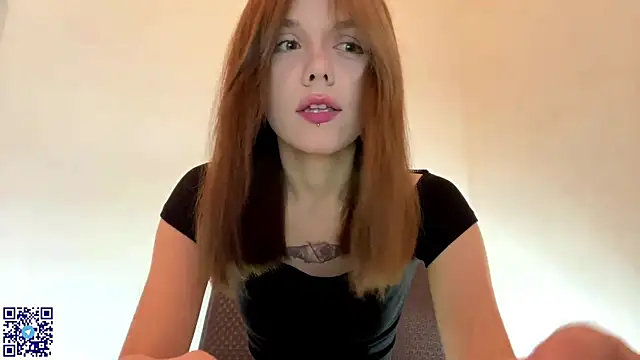 Snapshot of Linecutie chatting on July 29, 5:11 pm Linecutie online show from July 29, 5:11 pm