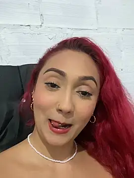 Snapshot of FresitaQueenHot chatting on July 11, 3:42 am FresitaQueenHot online show from July 11, 3:42 am