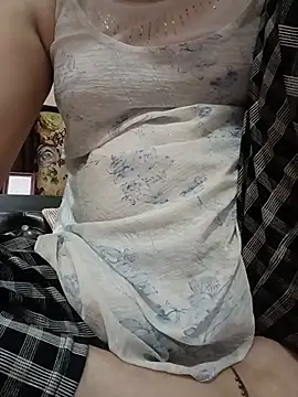 Miss-cutee online show from July 18, 10:30 am
