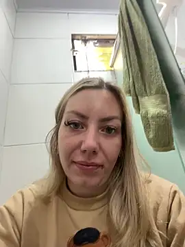Snapshot of Alana_sc chatting on June 7, 1:26 pm Alana sc online show from June 7, 1:26 pm