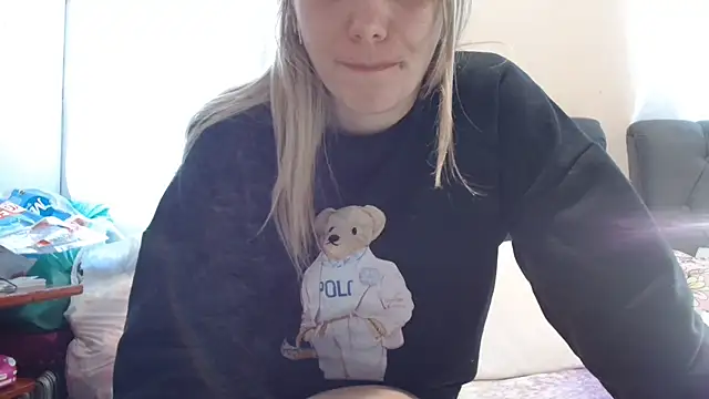 Snapshot of Alana_sc chatting on July 8, 4:22 pm Alana sc online show from July 8, 4:22 pm
