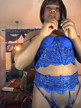 Snapshot of Fersecrettt_ chatting on June 15, 11:29 pm Fersecrettt online show from June 15, 11:29 pm