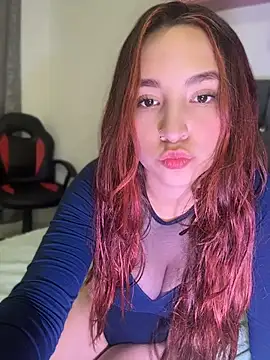 JUANITA-007 online show from July 11, 12:41 pm