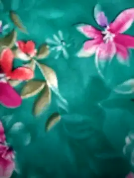 Snapshot of riyana_tai chatting on June 22, 3:25 am riyana tai online show from June 22, 3:25 am
