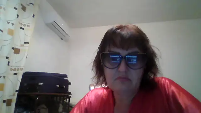 ErikaXShine online show from June 20, 8:22 pm