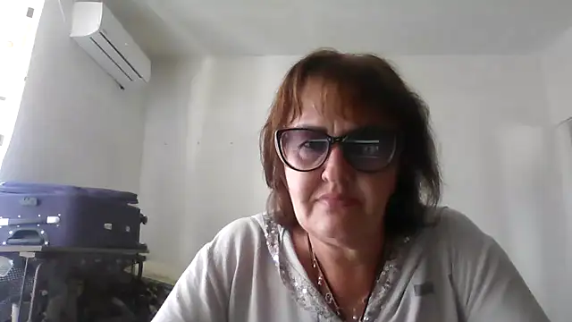 ErikaXShine online show from June 22, 12:13 pm