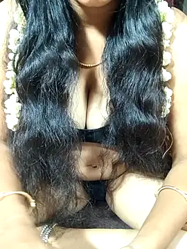 telugu modal divya0999 online show from July 22, 4:10 pm