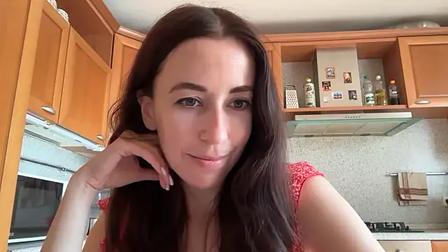 Flamingo Queen online show from July 11, 5:21 am