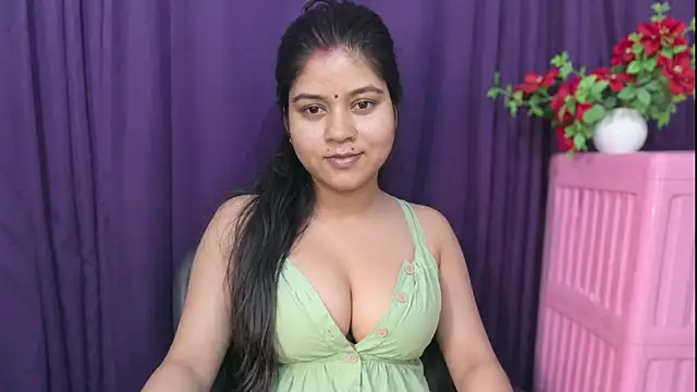 Snapshot of Anushka826 chatting on June 7, 5:49 pm Anushka826 online show from June 7, 5:49 pm