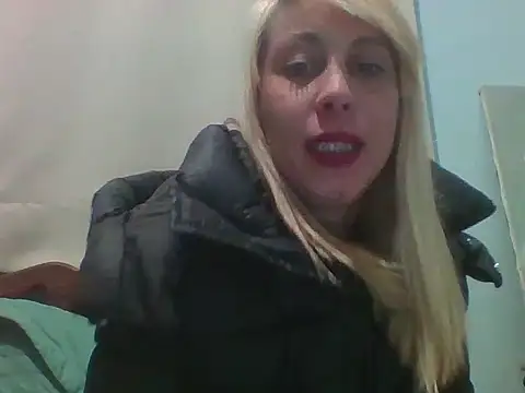 angelsexhot69 online show from June 17, 11:27 pm