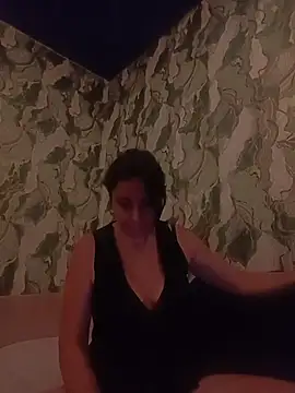 MichelleWoood online show from August 1, 5:34 pm
