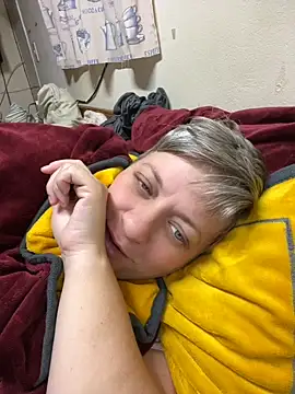 blueiceeyes online show from June 11, 4:54 am