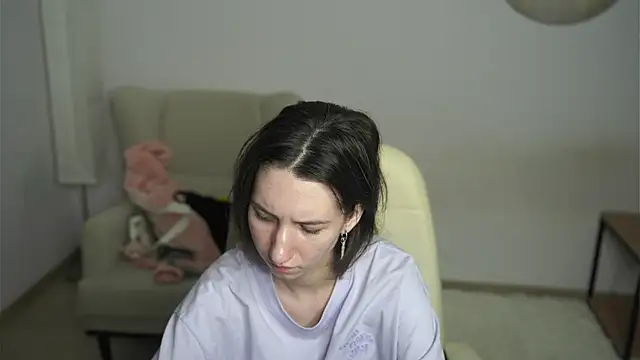 JerleneChait online show from June 17, 7:55 am