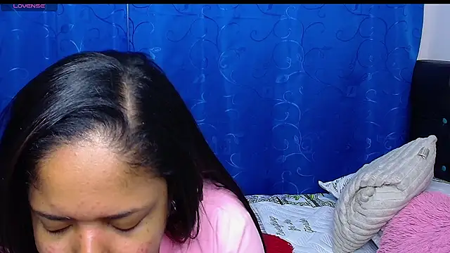 Snapshot of melika_sweet4 chatting on July 30, 5:45 pm melika sweet4 online show from July 30, 5:45 pm