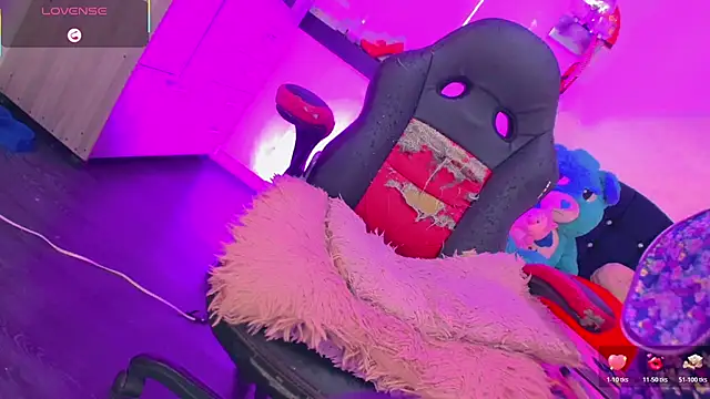 Samanthaa Hot   online show from June 19, 7:06 pm