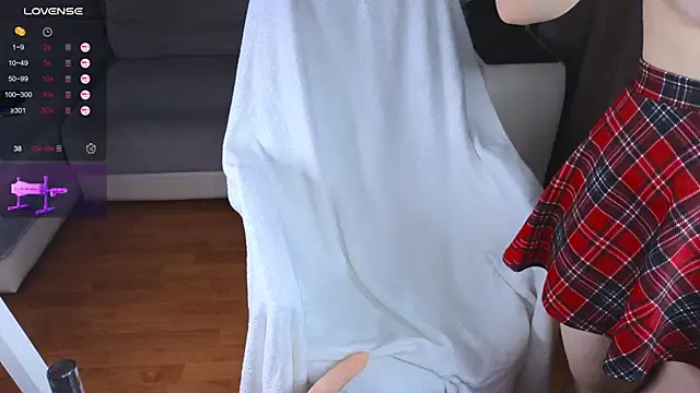 IMNOTSHYBABY online show from June 27, 5:23 am