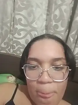 Esquetadinhas online show from July 3, 2:29 am