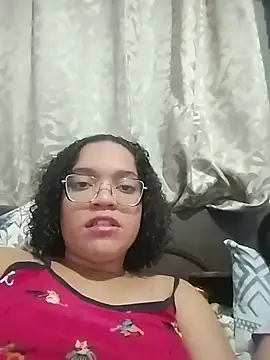 Esquetadinhas online show from July 18, 1:43 am