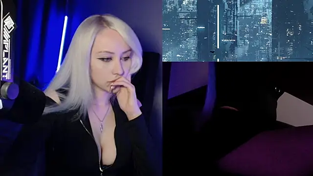 Snapshot of roxxyrowe chatting on June 21, 10:12 pm roxxyrowe online show from June 21, 10:12 pm