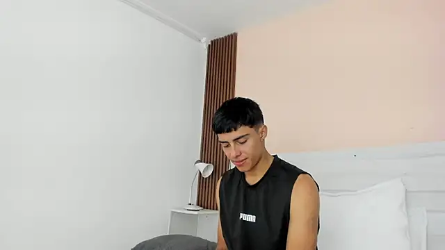 Bruno fox online show from July 25, 8:39 pm