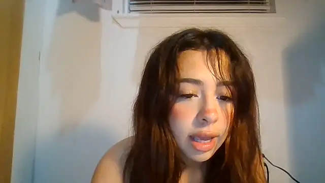 arianababygirl online show from June 14, 3:19 am