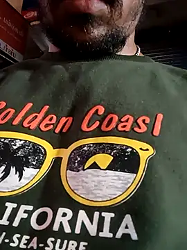 Snapshot of Lawrencedlkk007 chatting on March 9, 5:28 pm Lawrencedlkk007 online show from March 9, 5:28 pm