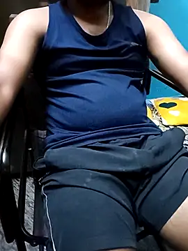 Snapshot of Lawrencedlkk007 chatting on March 10, 11:21 am Lawrencedlkk007 online show from March 10, 11:21 am