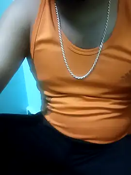 Snapshot of Lawrencedlkk007 chatting on March 15, 6:43 pm Lawrencedlkk007 online show from March 15, 6:43 pm