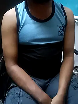 Snapshot of Lawrencedlkk007 chatting on February 9, 4:44 pm Lawrencedlkk007 online show from February 9, 4:44 pm