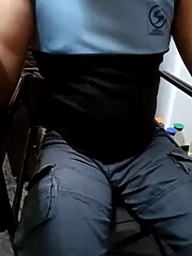 Snapshot of Lawrencedlkk007 chatting on February 10, 11:03 am Lawrencedlkk007 online show from February 10, 11:03 am