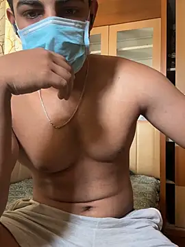 muscularZoro online show from June 18, 7:08 am