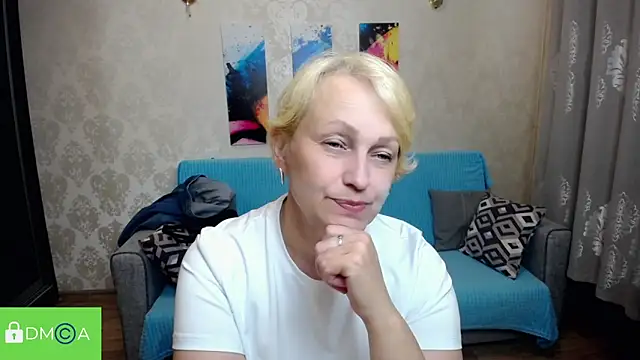 MeowMilf online show from June 10, 9:52 am