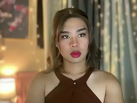 Snapshot of Horny_HoneyX chatting on July 5, 4:07 am Horny HoneyX online show from July 5, 4:07 am