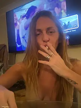 Snapshot of GIJANE88 chatting on June 22, 10:29 pm GIJANE88 online show from June 22, 10:29 pm